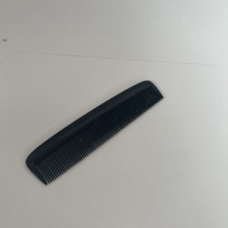 Peine para caballero negro, 12.5 x 3 cm.